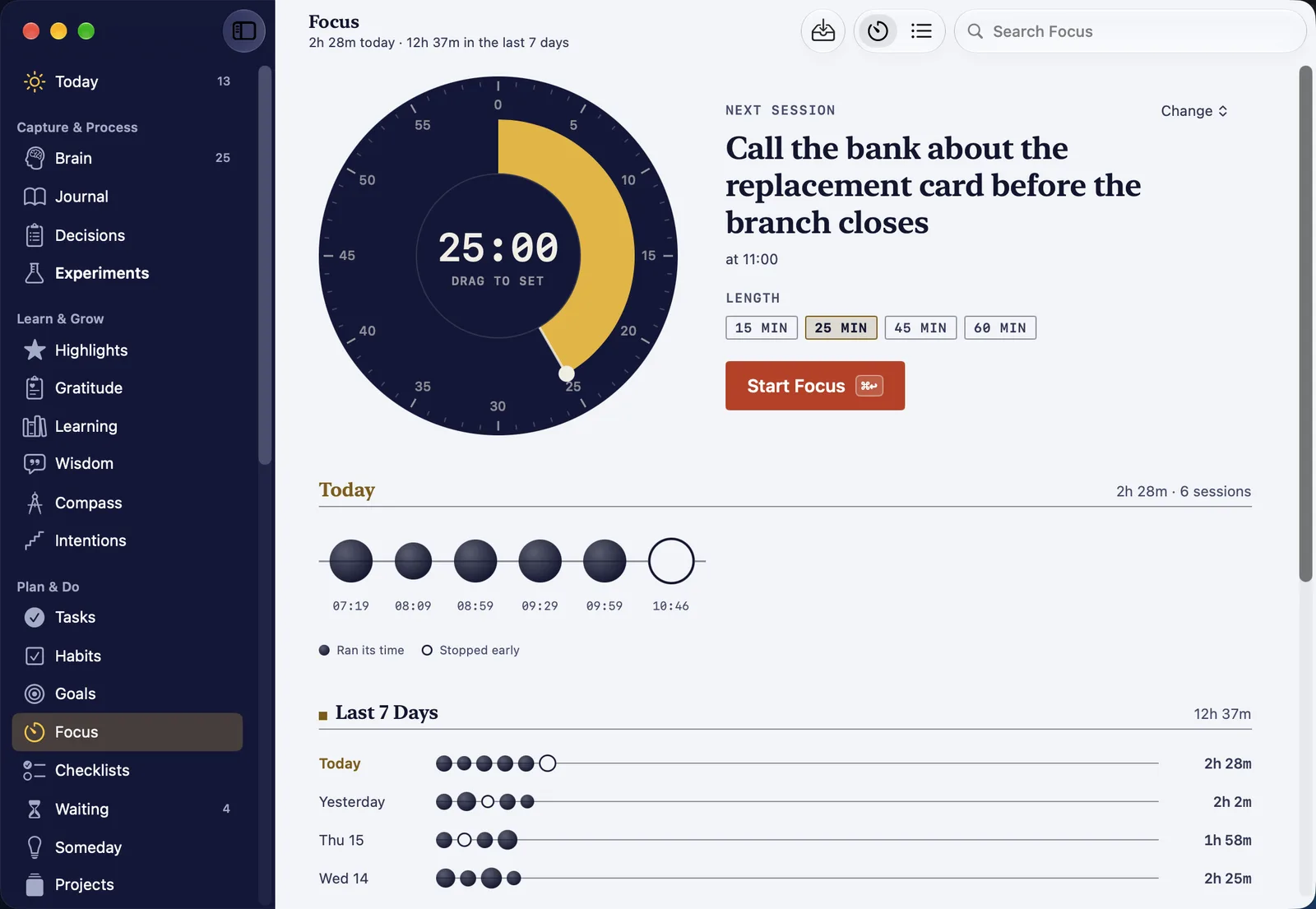 The HourLife for Mac window on the Focus page, with the sidebar of pages on the left.