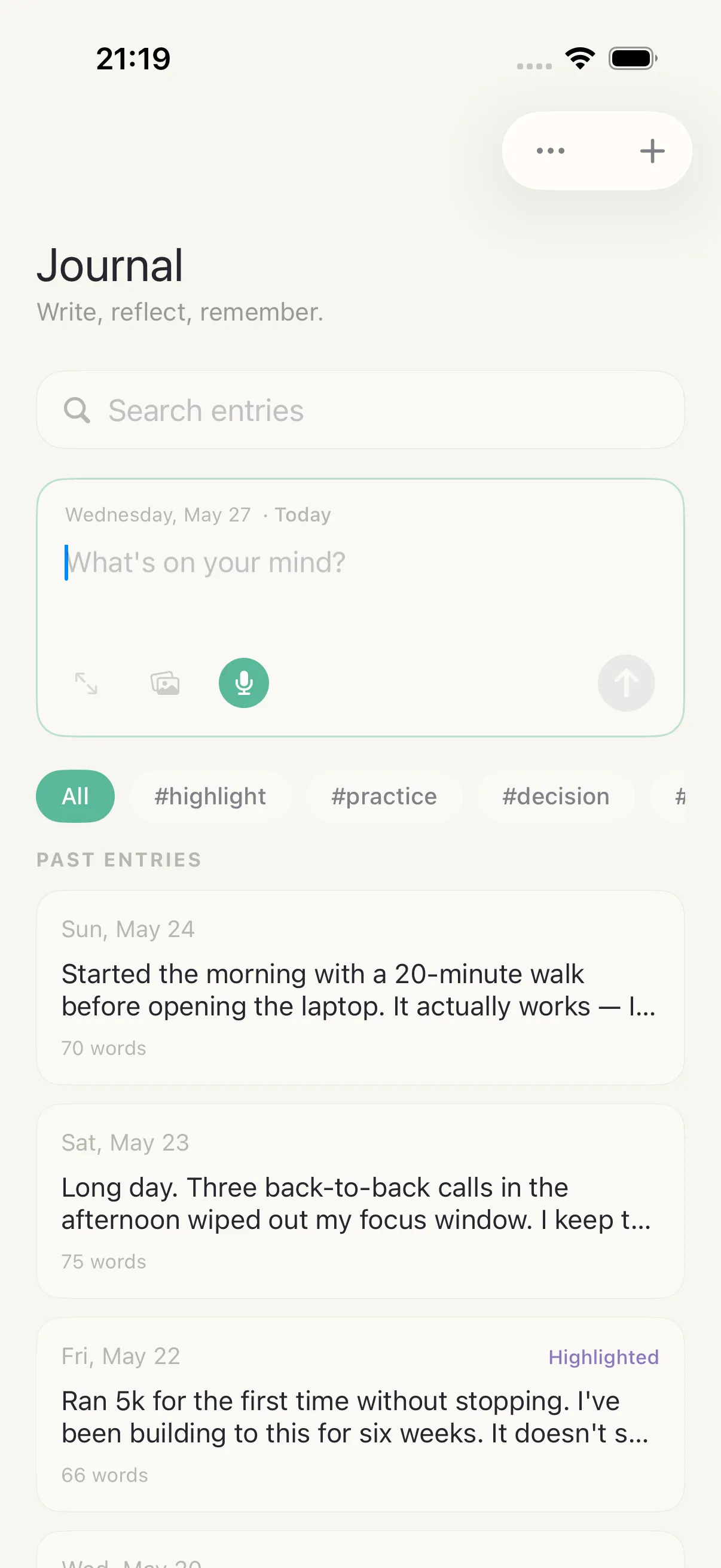 Journal screen in HourLife