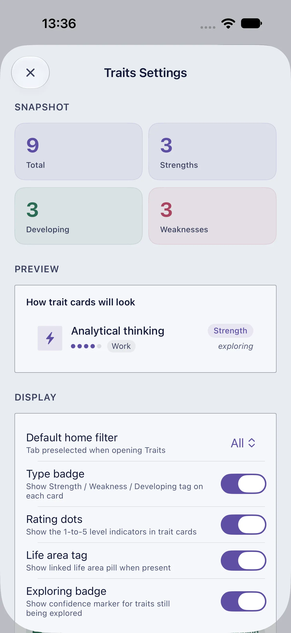 HourLife Traits: “Traits Settings”, with the SNAPSHOT counts, a preview card, and the Display switches.